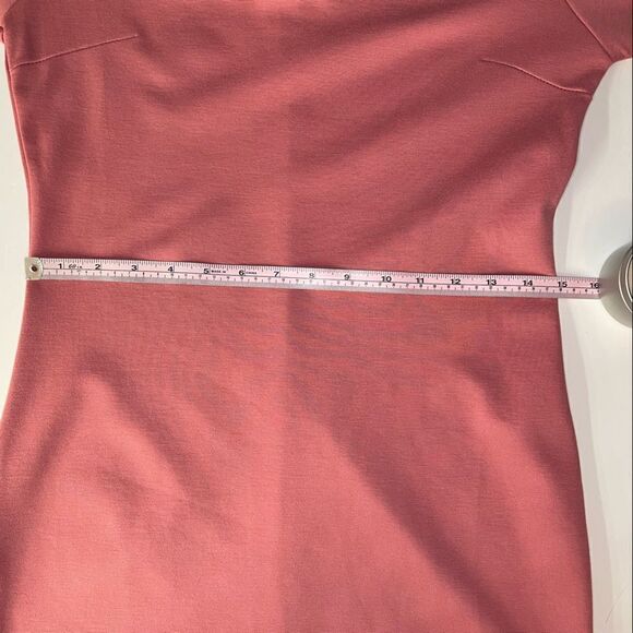 In Style Dusty Rose Off The Shoulder Body Con Dress size Large - Picture 9 of 13